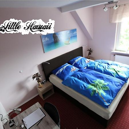 Little Hawaii & Texas Apartman Bad Wildungen Szoba fotó