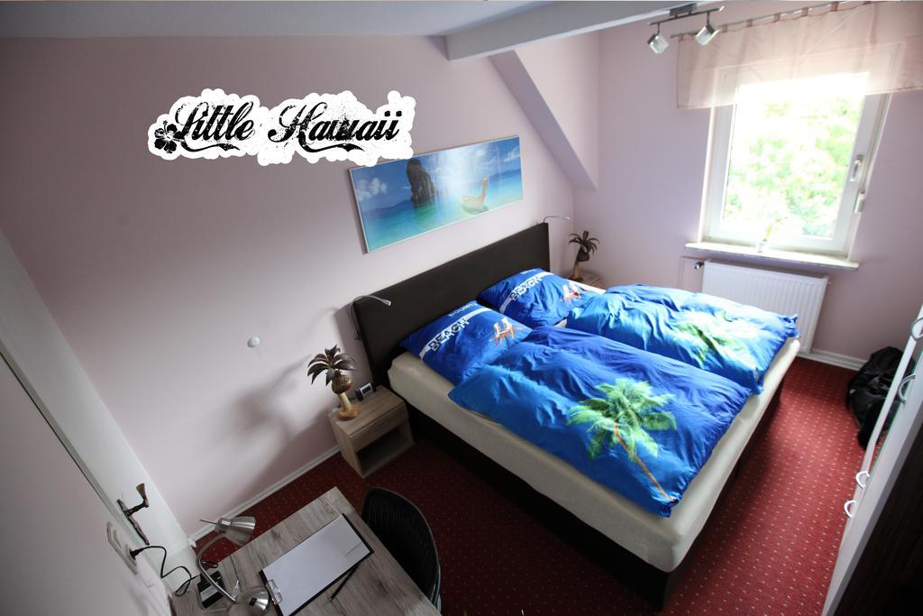 Little Hawaii & Texas Apartman Bad Wildungen Szoba fotó
